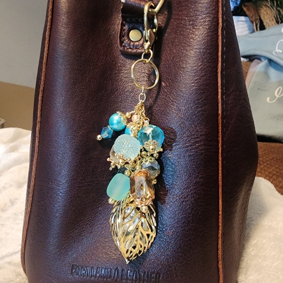 New! Purse Charm - Picture 3 of 5